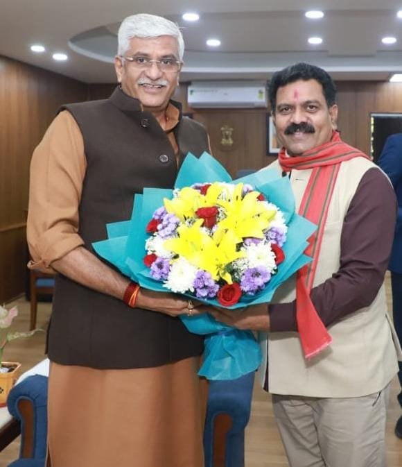 डिप्टी सीएम शर्मा ने केंद्रीय पर्यटन मंत्री गजेंद्र सिंह शेखावत से की मुलाकात