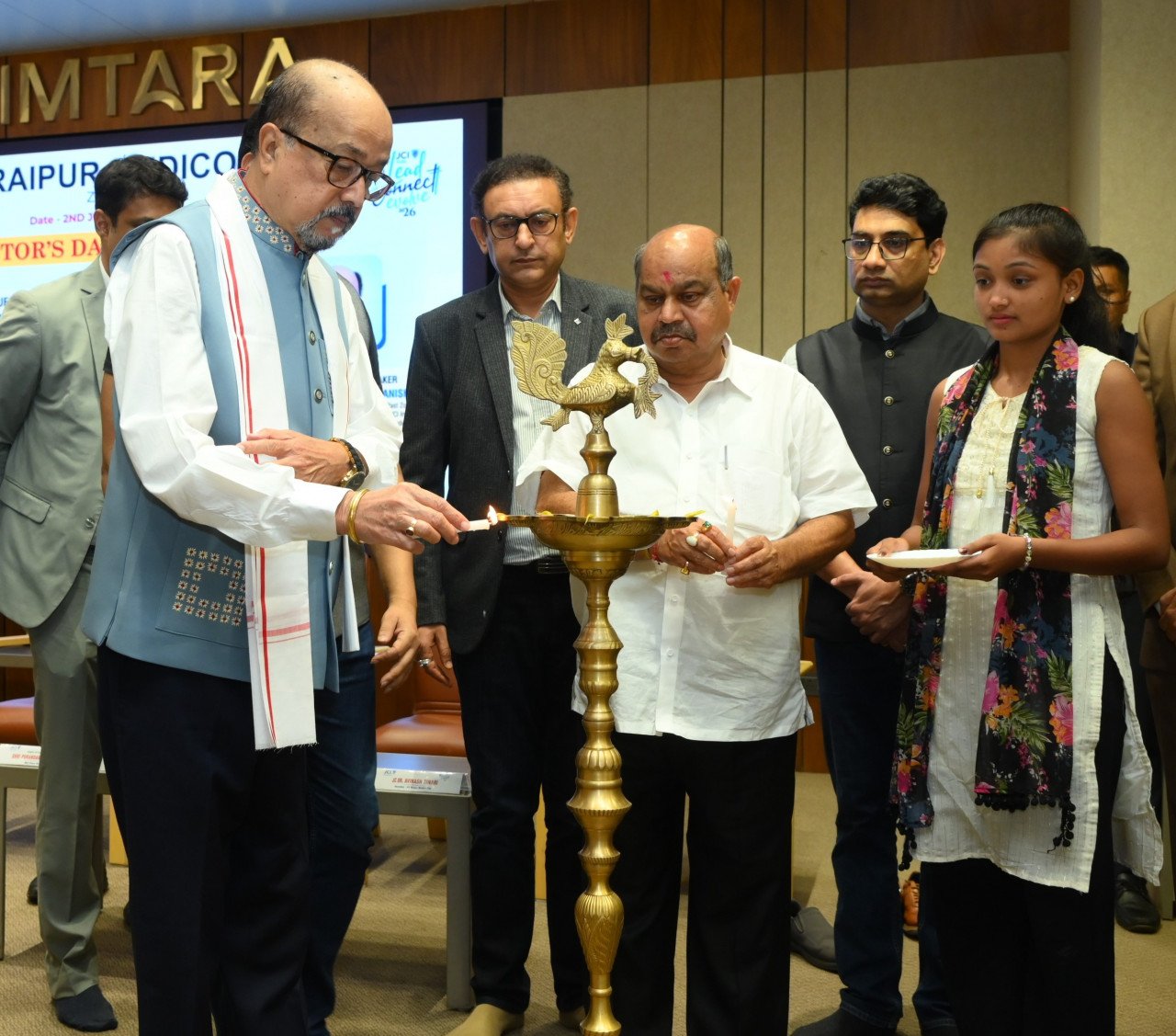 चिकित्सा में आधुनिक तकनीक के साथ मानवीय संवेदनाएं भी जरूरी है - राज्यपाल श्री डेका
