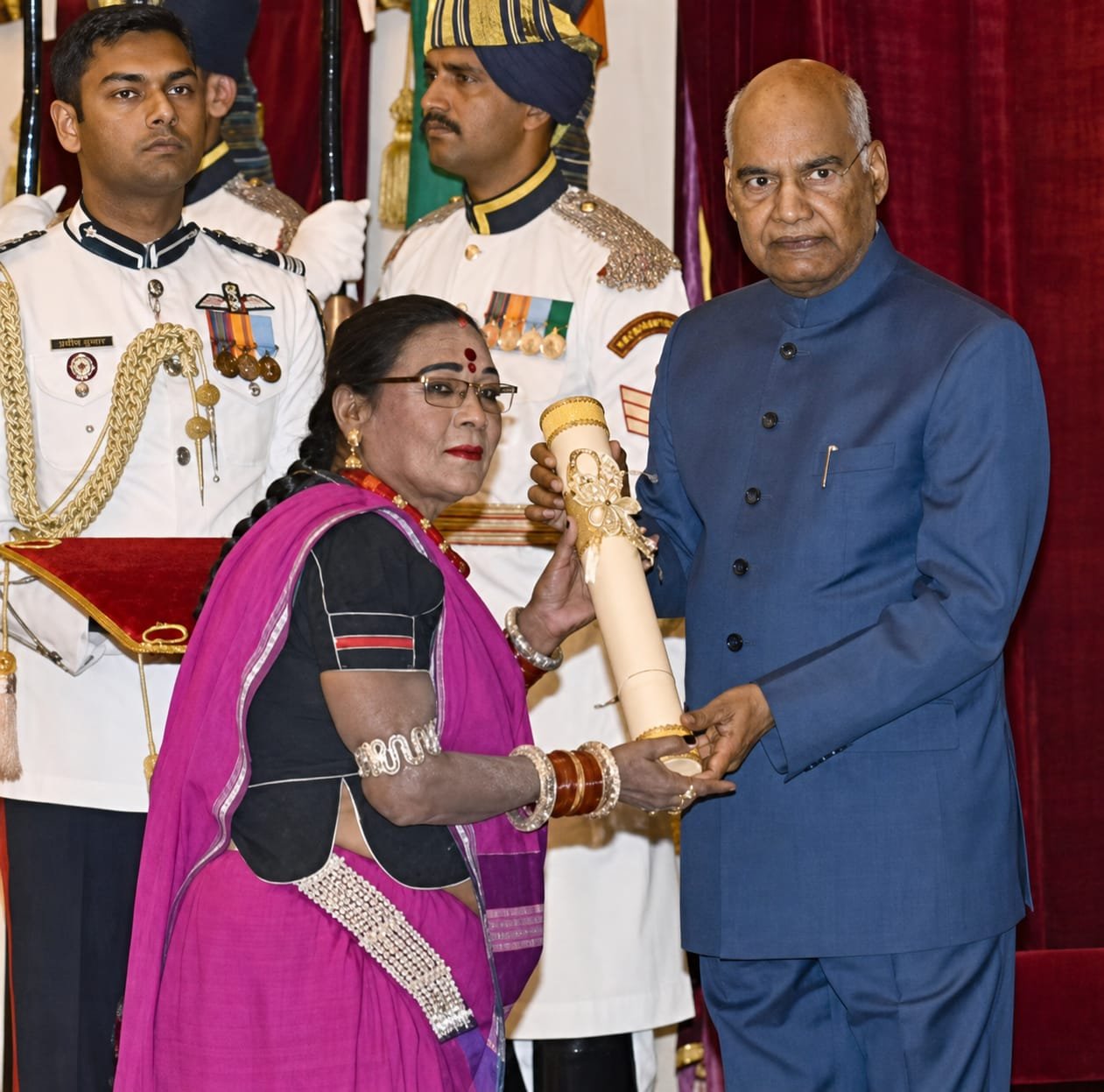 पद्म विभूषण तीजन बाई को भावभीनी श्रद्धांजलि: छत्तीसगढ़ की लोकसंस्कृति की अमर आवाज़ हुई शांत