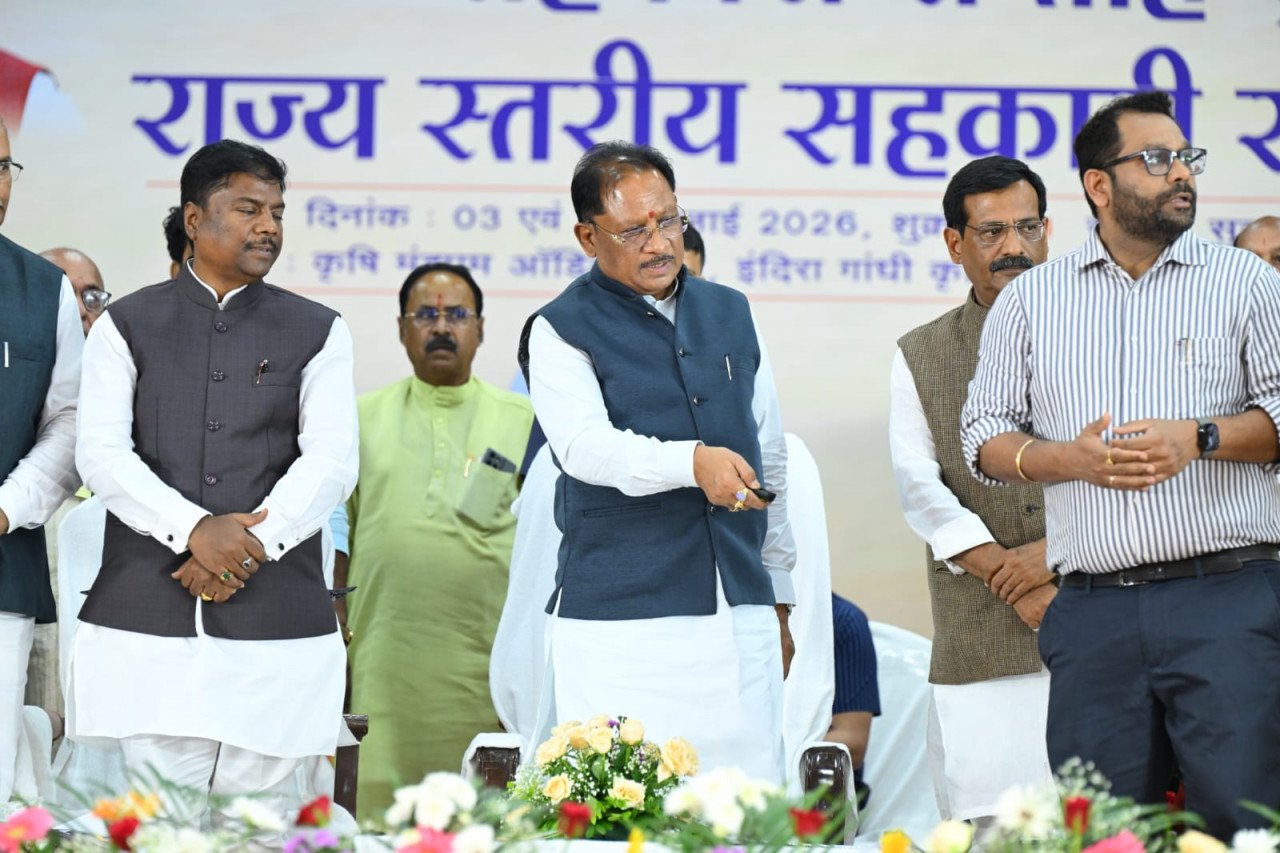 तेन्दूपत्ता संग्राहकों के आर्थिक सशक्तिकरण के लिए सरकार पूरी तरह प्रतिबद्ध - वन मंत्री श्री केदार कश्यप