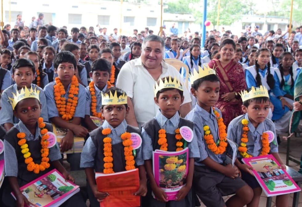 शिक्षा ही विकसित छत्तीसगढ़ की सबसे मजबूत नींव - श्री राजेश अग्रवाल