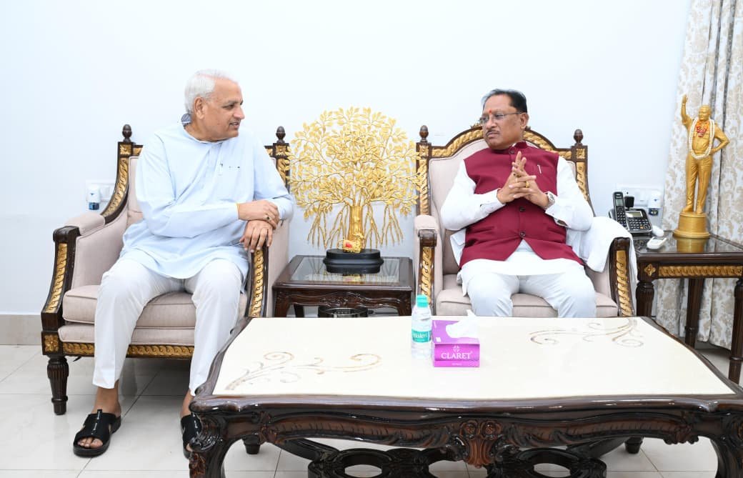 मुख्यमंत्री श्री विष्णुदेव साय से लघु उद्योग भारती के प्रतिनिधिमंडल ने की सौजन्य मुलाकात: 14वें इंडिया इंडस्ट्रियल फेयर की तैयारियों पर हुई चर्चा