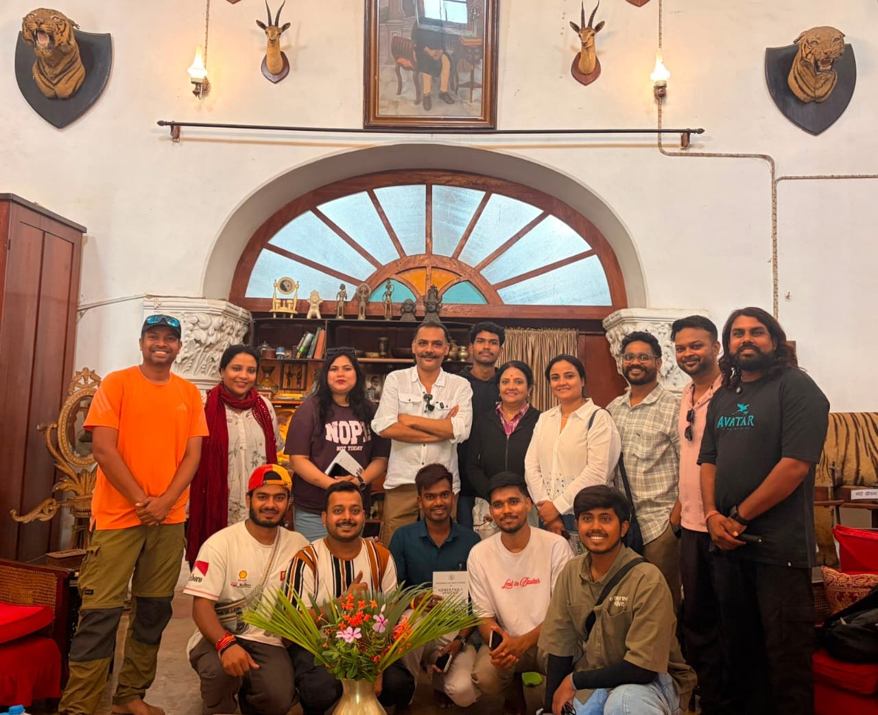 कांकेर पैलेस में हेरिटेज टूरिज्म को मिली नई दिशा, युवराज श्री जयप्रताप से छत्तीसगढ़ टूरिज्म बोर्ड की टीम और इंफ्लुएंसर्स की सार्थक चर्चा