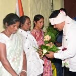 झीरम पहुंच उप मुख्यमंत्री श्री विजय शर्मा ने शहीदों को दी श्रद्धांजलि