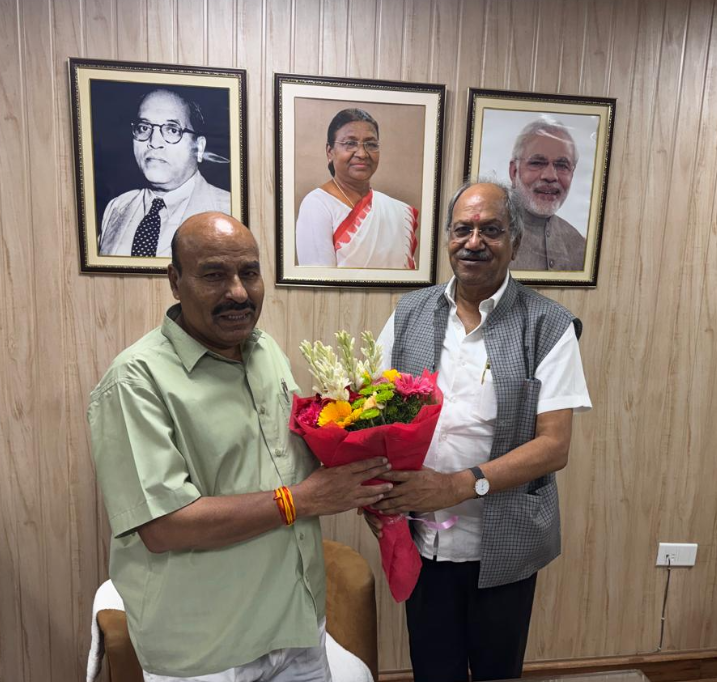 केंद्रीय मंत्रियों से मिले सांसद बृजमोहन अग्रवाल, छत्तीसगढ़ के विकास और जनहित से जुड़े मुद्दों पर हुई सार्थक चर्चा